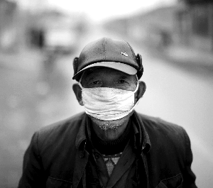 京北沙源地投1.3億治沙無效 奧運(yùn)后礦企復(fù)產(chǎn)