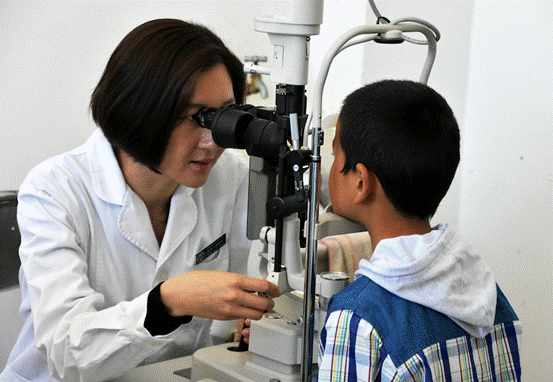 愛(ài)目行動(dòng)展開(kāi)大型義診，首場(chǎng)普查惠及千名兒童