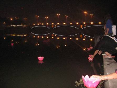 感恩四川•8800萬人民共慶建國60周年