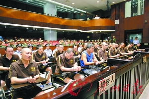 廣州十年來“最殘忍黑團伙”過堂 黑老大歸罪手下