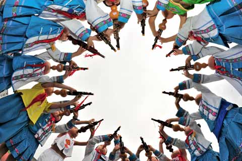 湖北恩施：校園廣推素質教育 民族文化百花齊放(組圖)