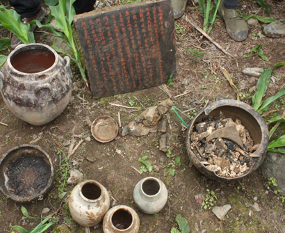 汶川縣銀杏鄉驚現南宋古墓(圖)