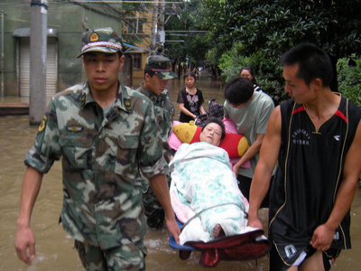 戰(zhàn)滔天巨浪 救黎民百姓—安徽省安慶市消防支隊抗洪搶險紀實