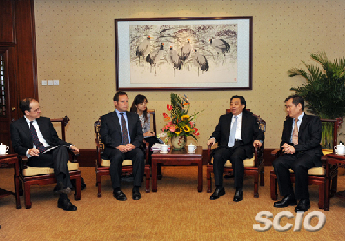 王晨會(huì)見英國(guó)文化、媒體和體育部部長(zhǎng)艾德·韋澤