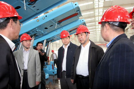 安徽副省長視察淮海實業集團