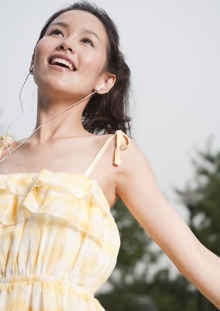 白領(lǐng)養(yǎng)生：飯后12件小事 讓你美麗大變身