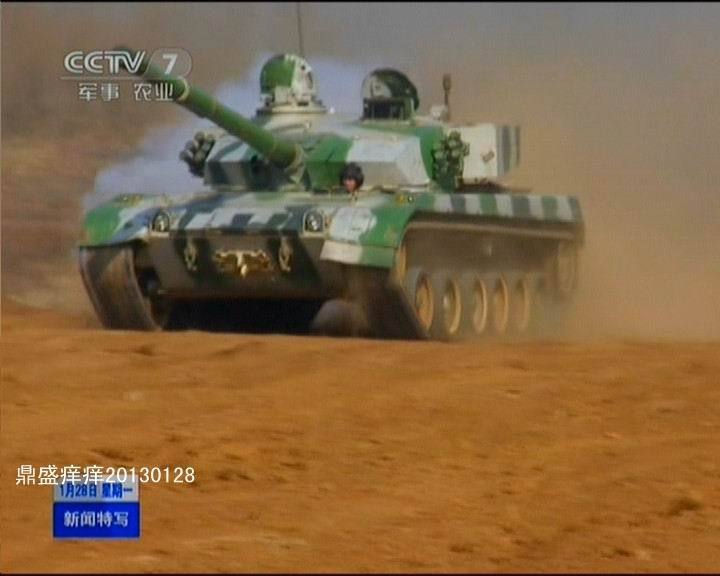 成群出動：解放軍精銳96改主戰坦克部隊曝光