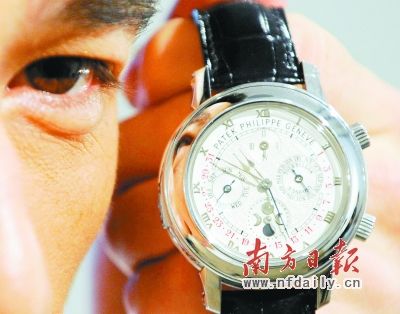 名表收藏有竅門：到拍賣行低價競購