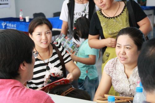 北京人文大學2013年迎新工作正式拉開序幕