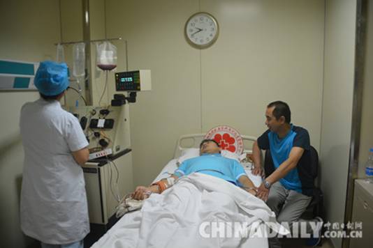 又多一個兄弟 邯鄲小伙黃玉斌為上海17歲少年捐髓