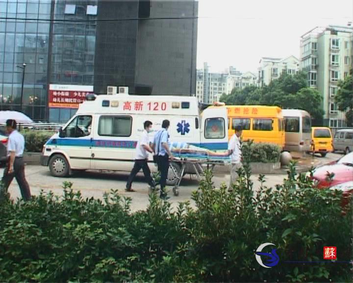 南京浦口一男子連續上網5小時猝死網吧[組圖]