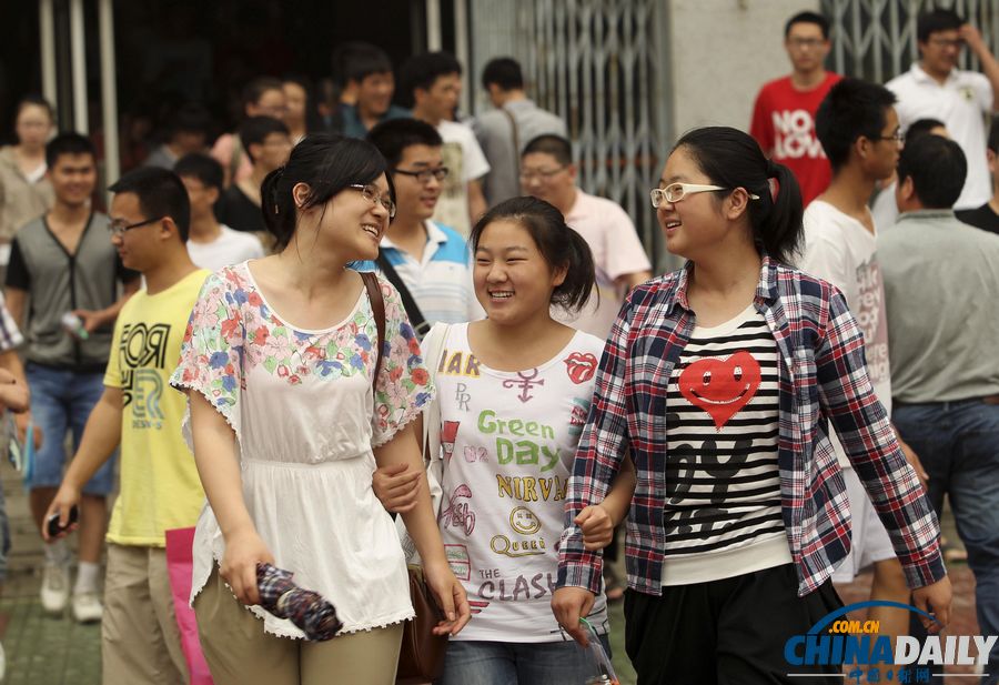 特刊：中國日報聚焦全國高考第一日