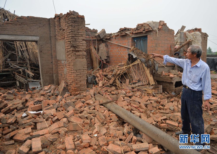 高清：江蘇省高郵市遭遇龍卷風襲擊