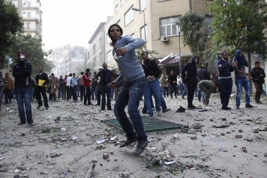 埃及抗議沖突規模擴大已致2死近千傷