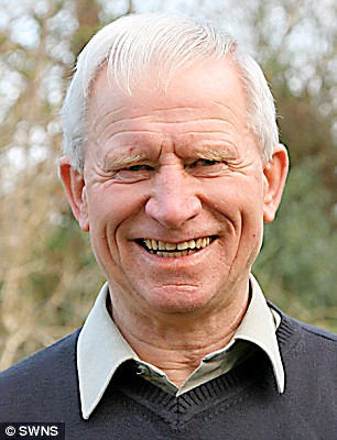 英國小鳥兒變廢為寶 用人類頭發搭建窩巢