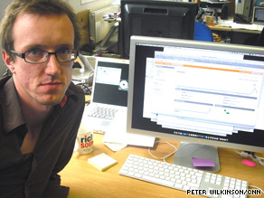 內賈德反對者利用英國軟件展開網絡戰