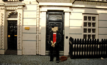 布朗首相，積木打造，惟妙惟肖……