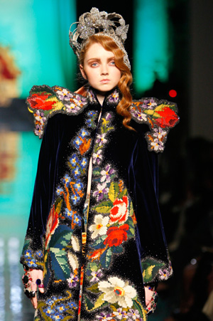 A model presents a creation by French designer Jean-Paul Gaultier as part of his Autumn/Winter 2007-2008 Haute Couture fashion collection in Paris, July 4, 2007.