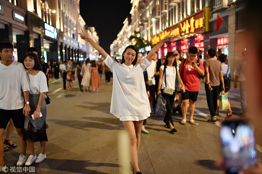 春節(jié)不知道去哪玩？國內(nèi)十大熱門城市走起！（組圖）