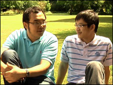 留學(xué)生成英國(guó)高校“財(cái)神爺”