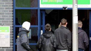 英國專科學院排名要看學生就業(yè)率