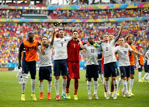 彩色世界杯？352名球員，只有12名穿黑色戰靴