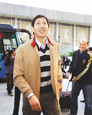 低調王寶全打個照面就消失 女排姑娘堪稱最潮