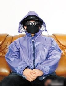 長春3209萬牛人得主現身 全副武裝領走獎金