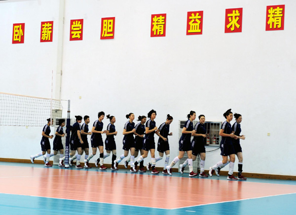 新女排王寶泉主抓“主攻” 王一梅面臨新人競爭