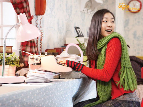 金妍兒賽場(chǎng)外美麗綻放