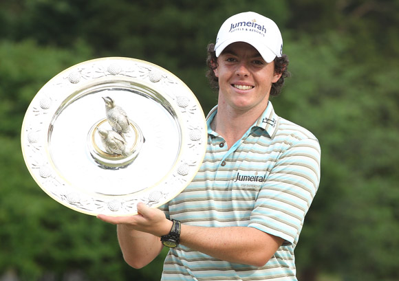 麥克羅伊驚恐山谷奪冠 成近14年最年輕冠軍