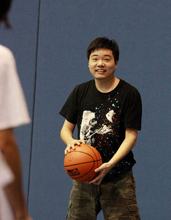 丁俊暉打籃球狂飆三分