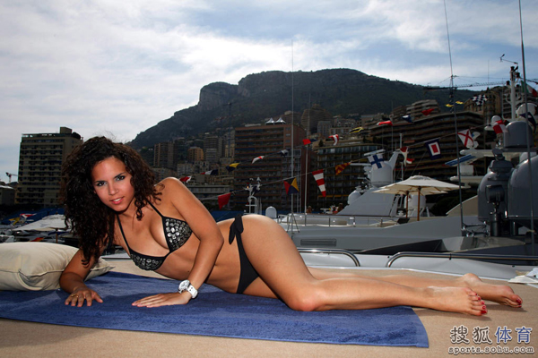 F1摩納哥站比基尼美女走秀