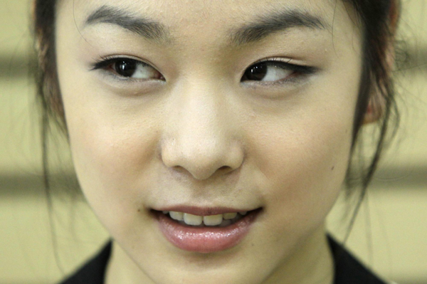 金妍兒綻放清新笑容