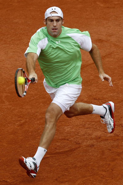 法網(wǎng)：海寧爆冷出局無緣戰(zhàn)小威 納達(dá)爾橫掃晉級