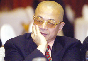 金絲眼鏡鎮住美國州長 張狂蔚少輝早就該“出事”