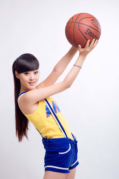 籃球?qū)氊惽啻红n麗寫真助威亞運