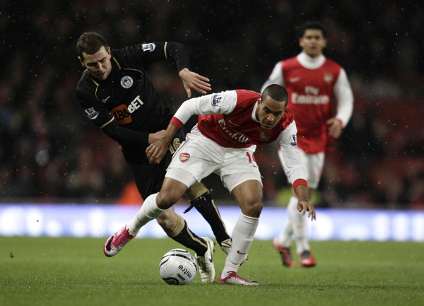 英格蘭聯賽杯：曼聯慘敗西漢姆 阿森納晉級四強