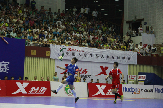 特步大五聯(lián)賽半決賽結(jié)束 湖大廣體會(huì)師冠亞軍爭(zhēng)奪戰(zhàn)