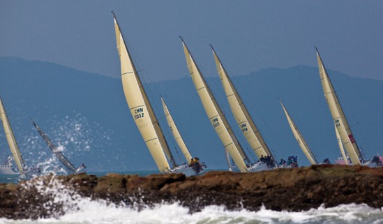 第七屆中國杯帆船賽落幕 百支船隊完成比賽(圖)