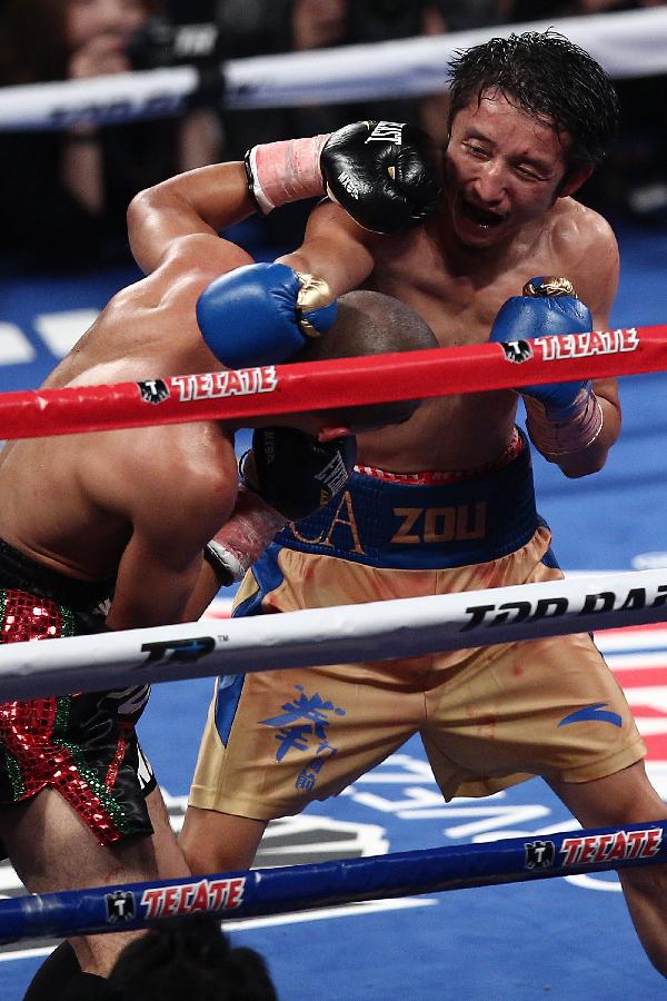 鄒市明贏得職業生涯三連勝