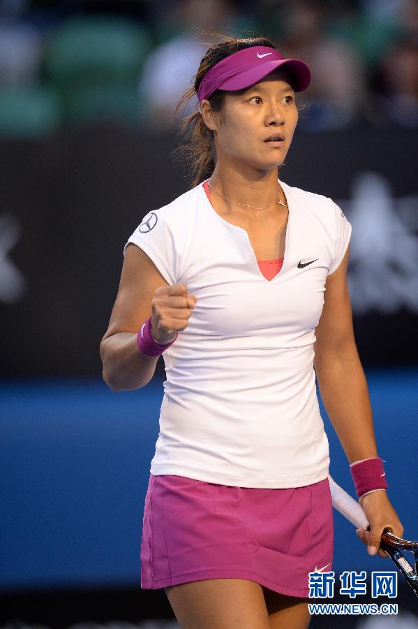 澳網(wǎng)：李娜2:0力克齊布娃 職業(yè)生涯再奪大滿貫