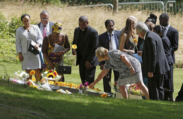 Britain marks 10th anniversary of London bombings